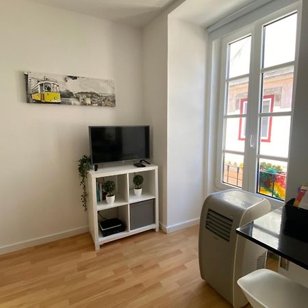 Apartment Beco Das Farinhas Lisbon Luaran gambar