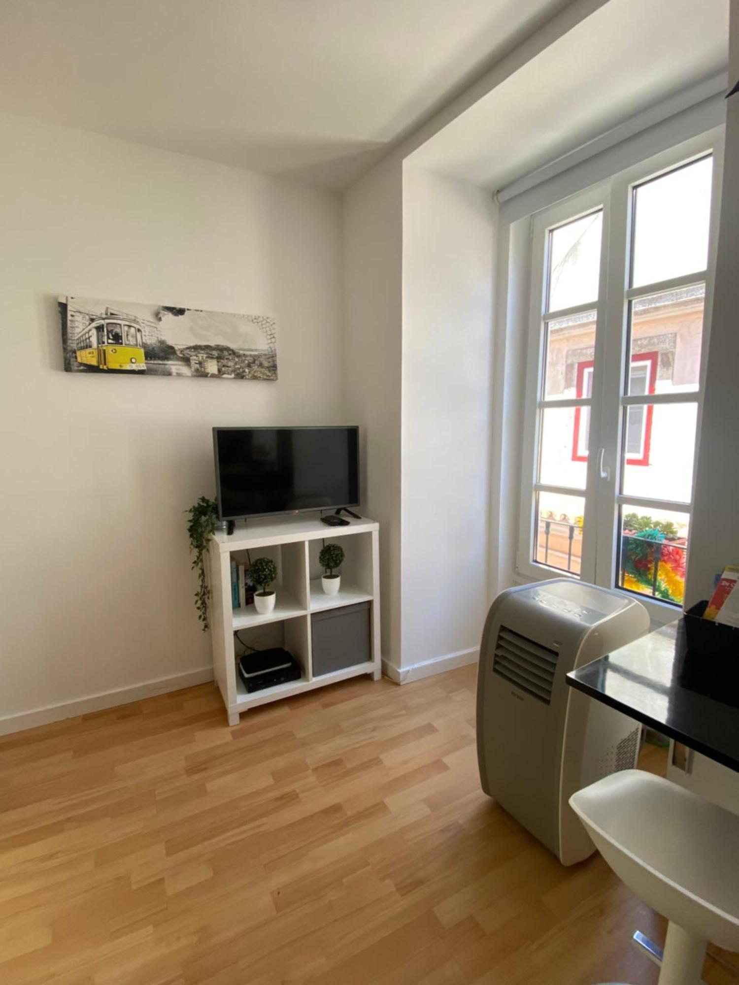 Apartment Beco Das Farinhas Lisbon Luaran gambar