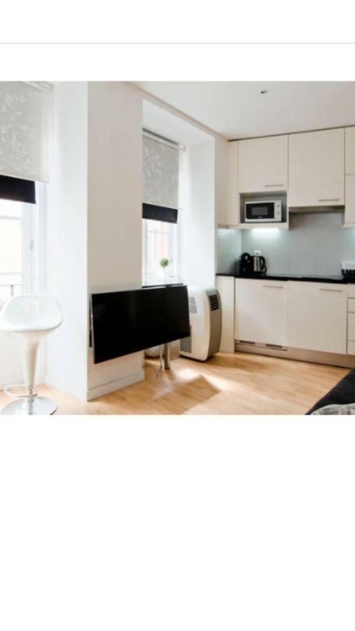 Apartment Beco Das Farinhas Lisbon Luaran gambar